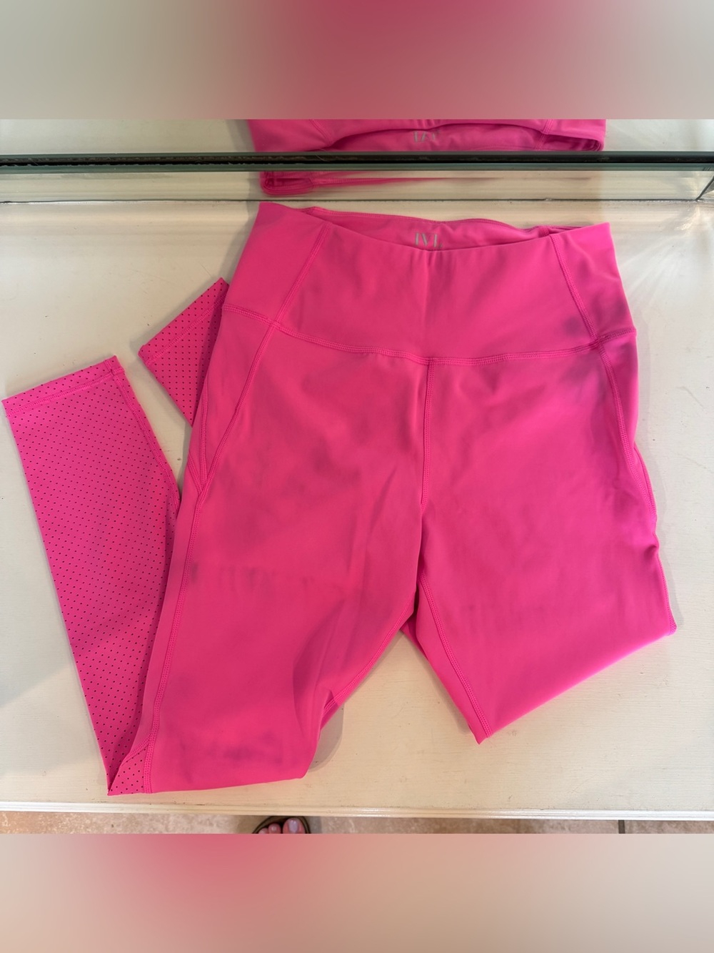IVL Collective Hydrasculpt Perforated Legging - Sugarplum - Size 8